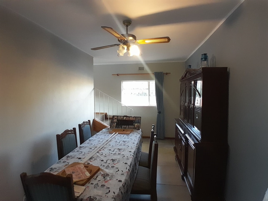 5 Bedroom Property for Sale in Kuruman Northern Cape